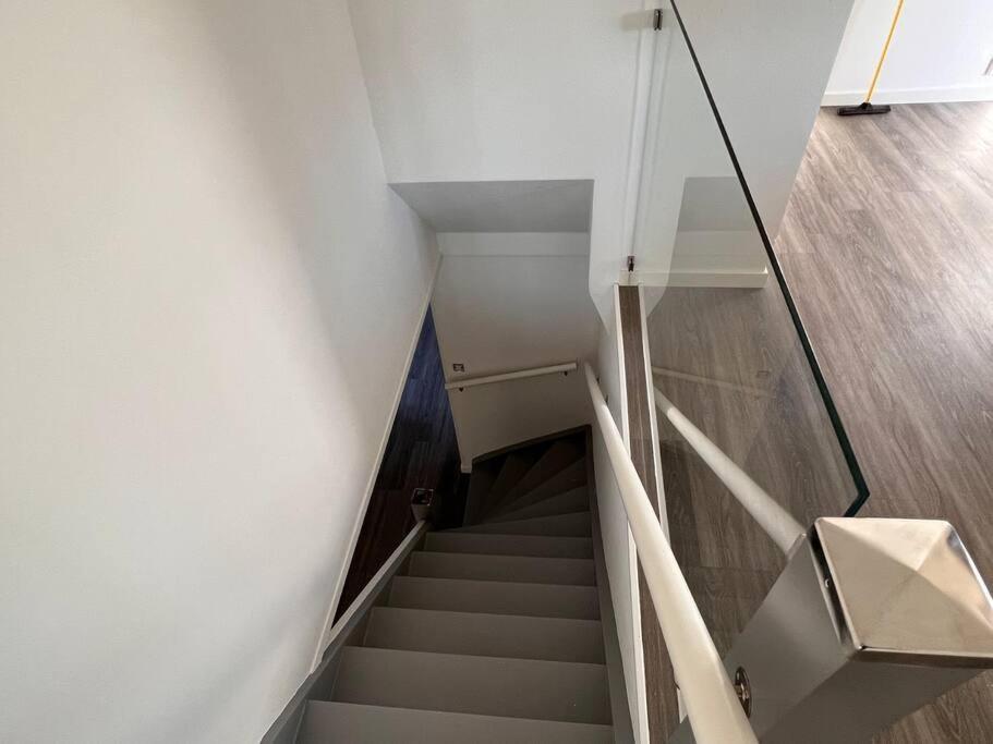Lantlig Villa I Ljungbyhed Екстер'єр фото